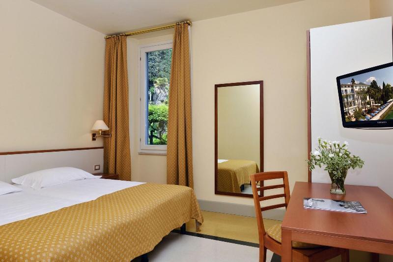 Hotel Monte Baldo E Villa Acquarone 加尔多内-里维耶拉 外观 照片