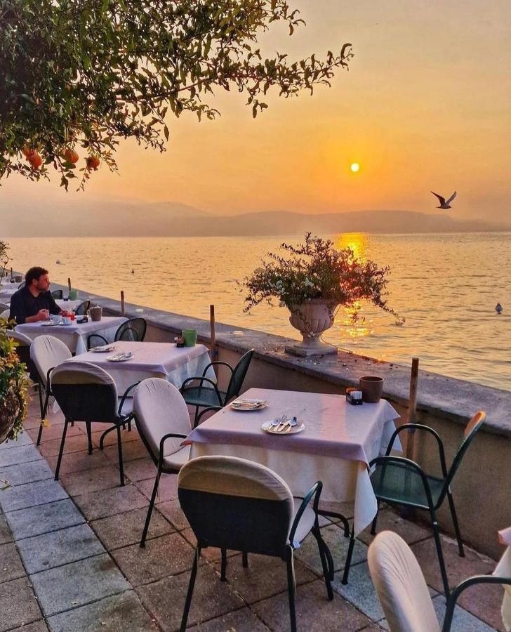Hotel Monte Baldo E Villa Acquarone 加尔多内-里维耶拉 外观 照片
