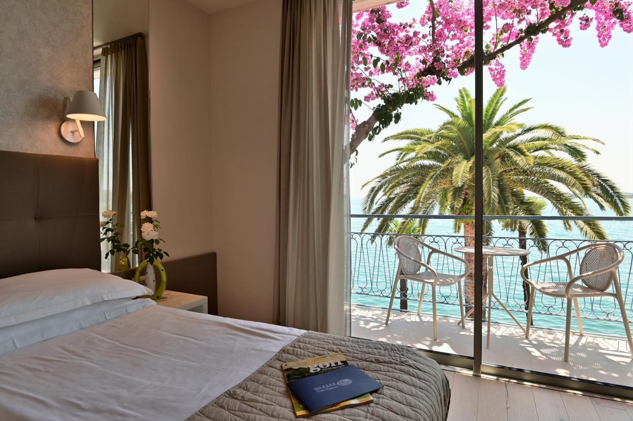 Hotel Monte Baldo E Villa Acquarone 加尔多内-里维耶拉 外观 照片