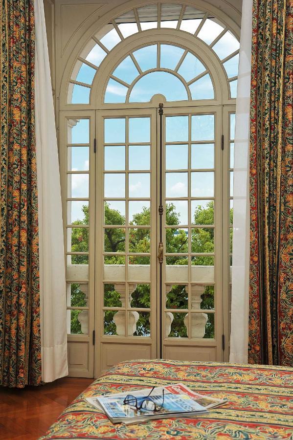 Hotel Monte Baldo E Villa Acquarone 加尔多内-里维耶拉 外观 照片